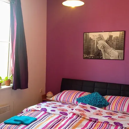 Krasny Apartman V Centru Pisku * Písek